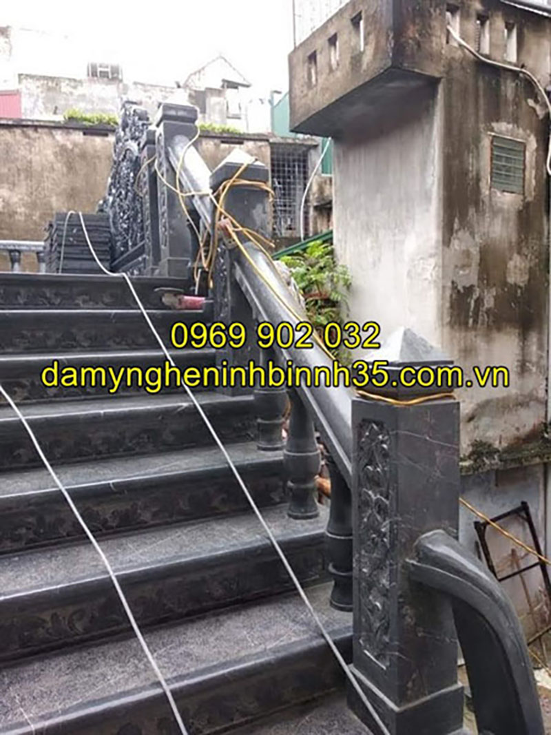 Mẫu bậc thềm đá