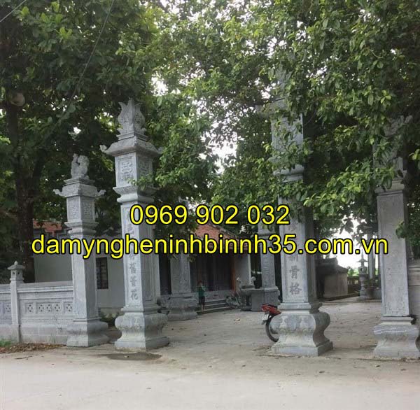 cột đá đẹp