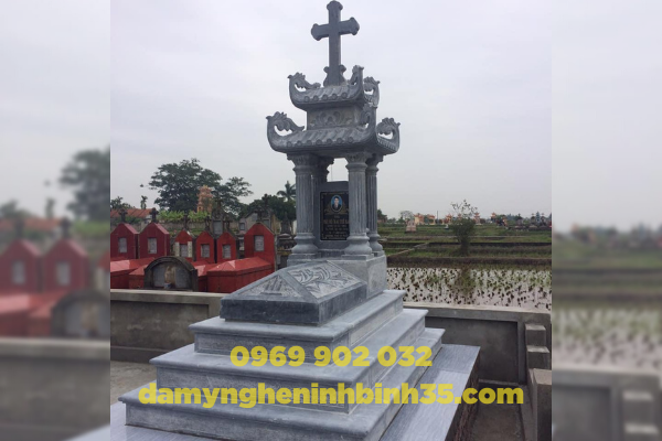 Mộ Công giáo đá xanh cao cấp