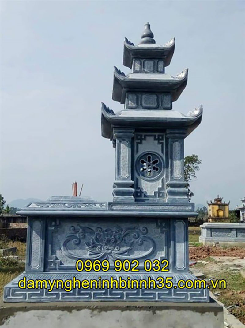 Mẫu mộ đá ba mái