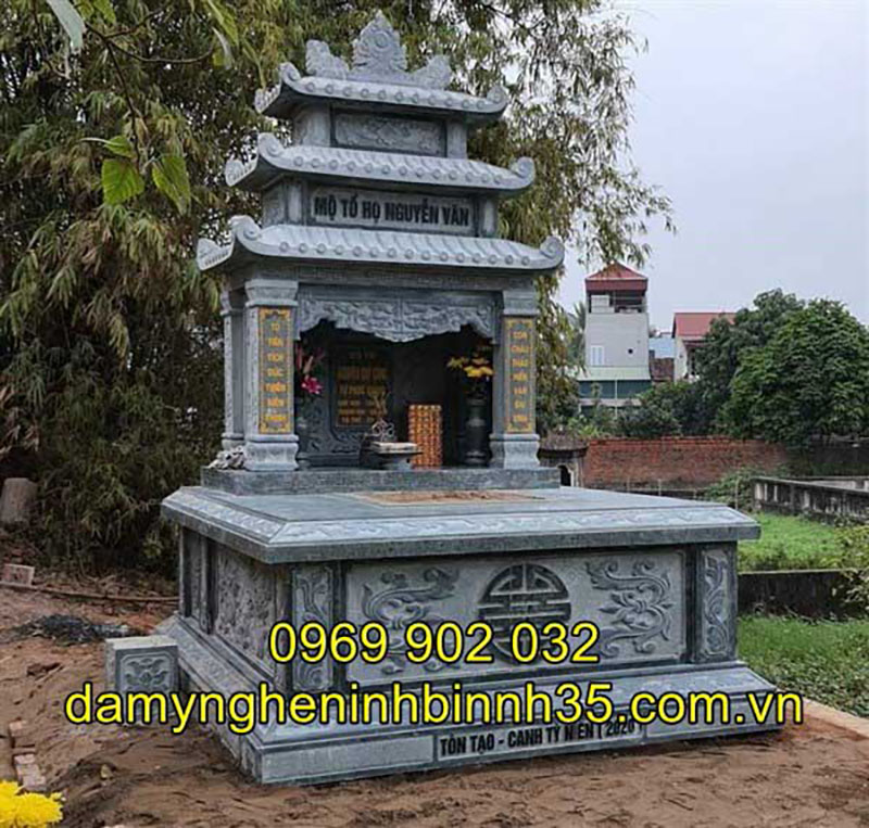Mẫu mộ đá ba mái