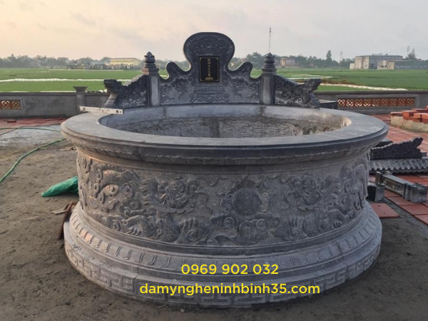 mẫu mộ đá tròn