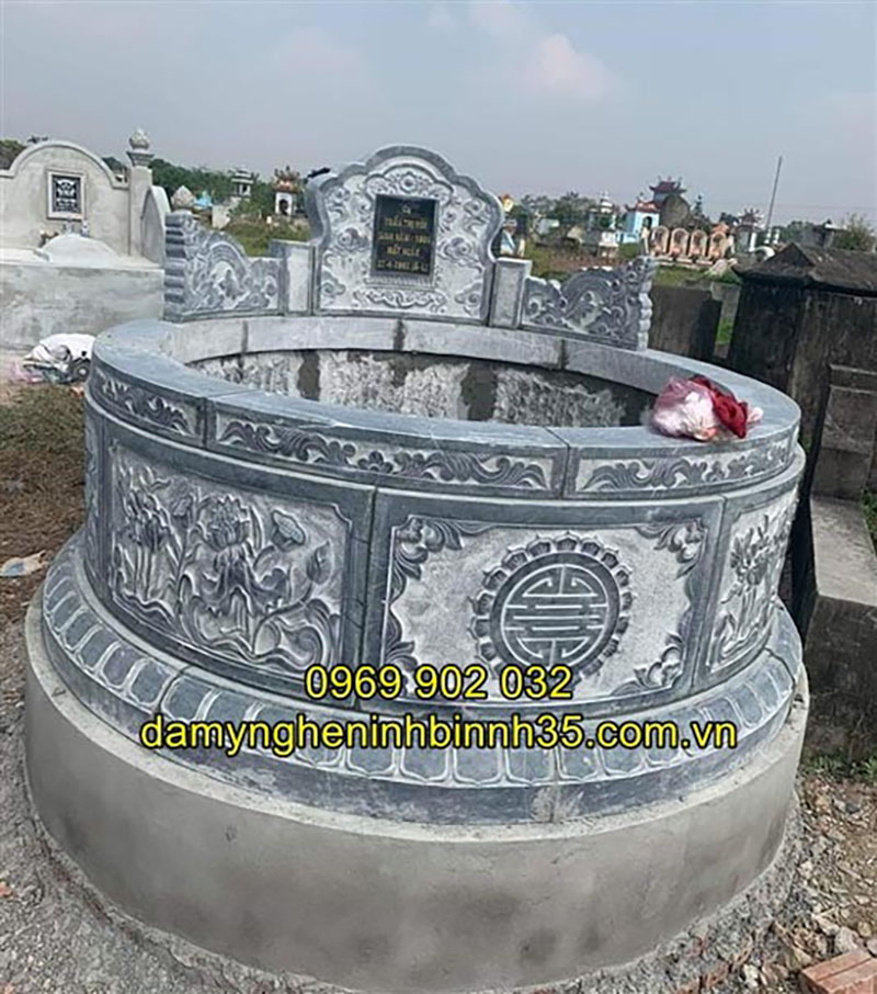 Mẫu mộ đá tròn