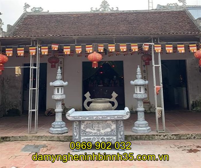 Bàn lễ đá tại Hải Dương