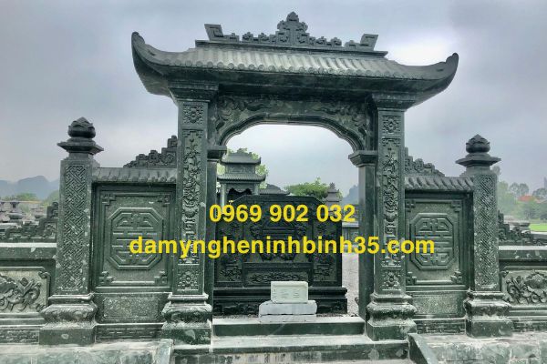 cổng tam quan đá