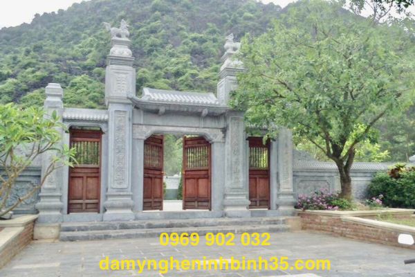 cổng tam quan đá