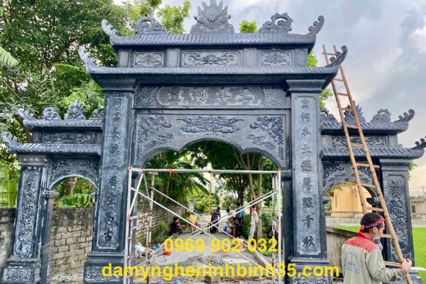 cổng tam quan đá