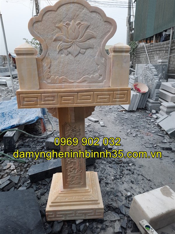 Cây hương đá ngoài trời thờ ai