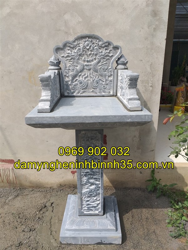 Cây hương đá ngoài trời thờ ai