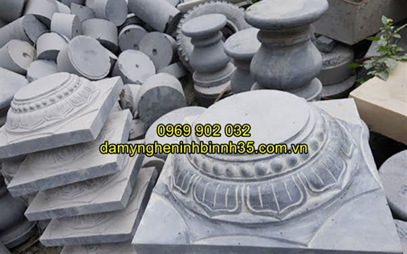 Mẫu chân cột đá
