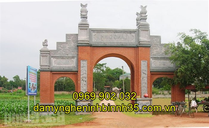 Cổng làng bằng đá Nam Định