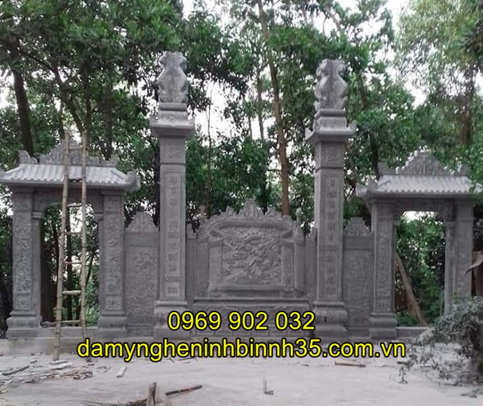 Cổng làng bằng đá Nam Định