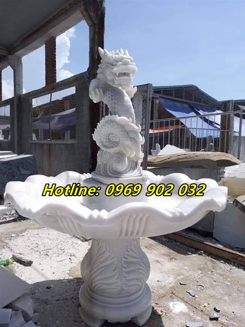 đài phun nước bằng đá