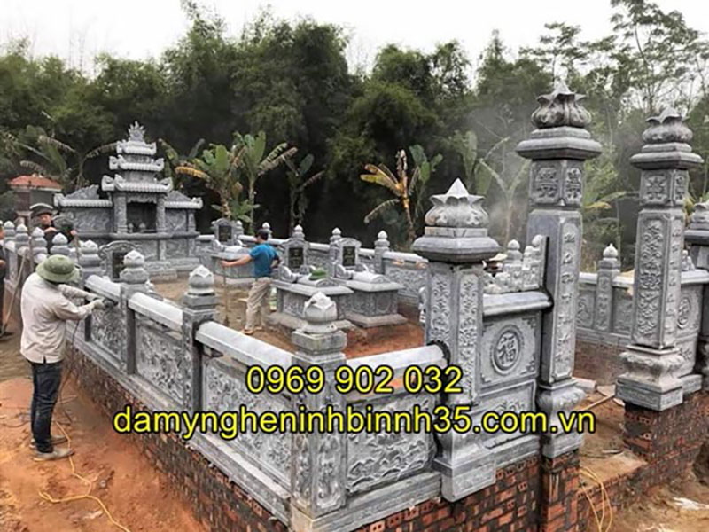 Mẫu lăng mộ đá