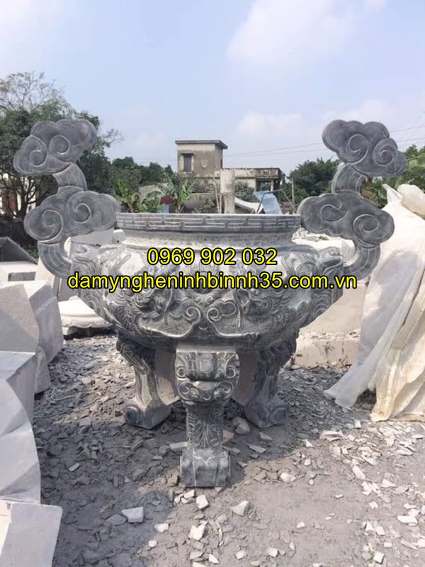 Mẫu lư hương đá