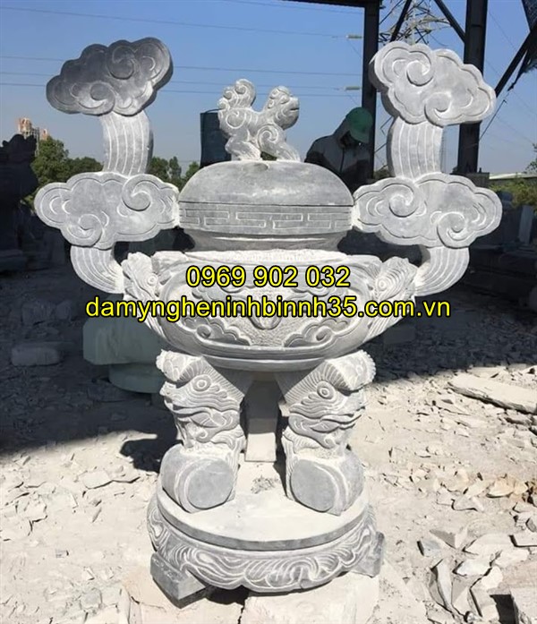 Mẫu lư hương đá