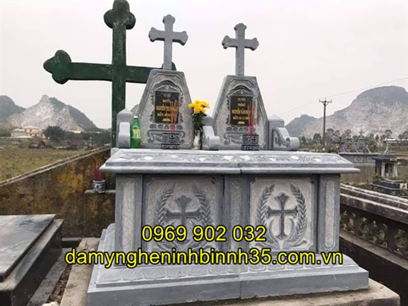 mộ Công giáo đá xanh cao cấp