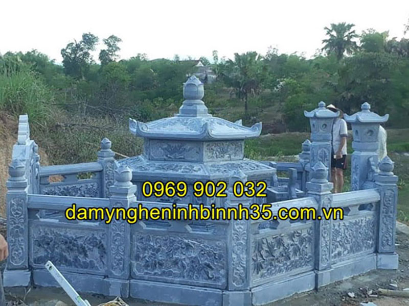 Mẫu mộ đá lục giác