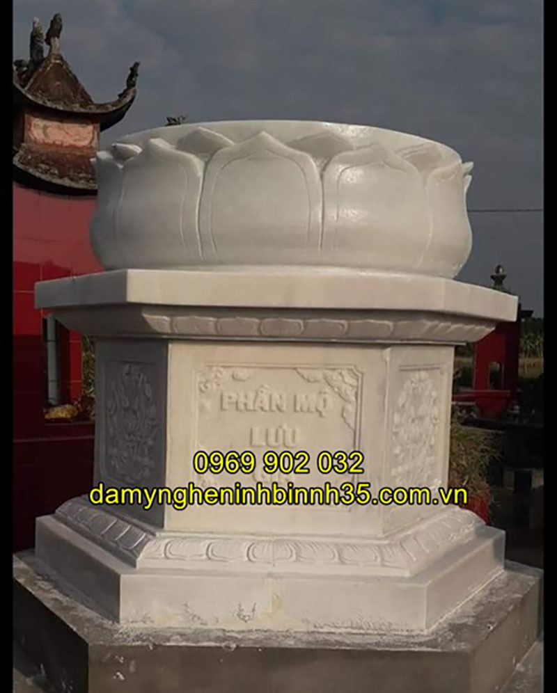 Mẫu mộ đá lục giác