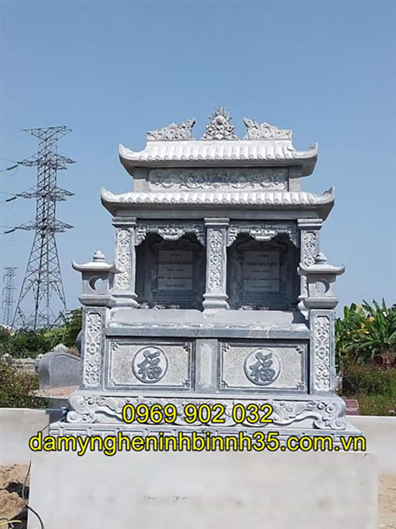 mộ đá hai mái
