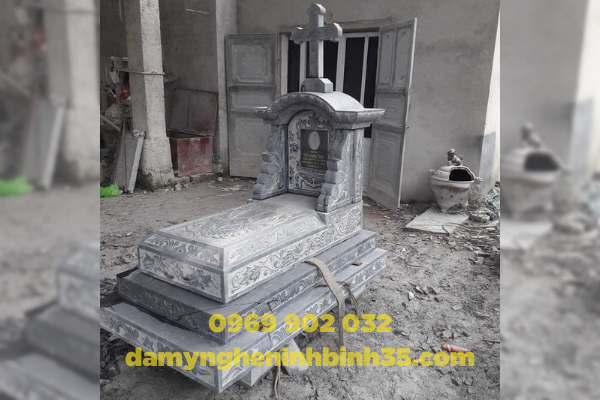 mộ đá một mái đẹp