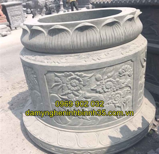 Mẫu mộ tròn đá đẹp tại Hải Dương