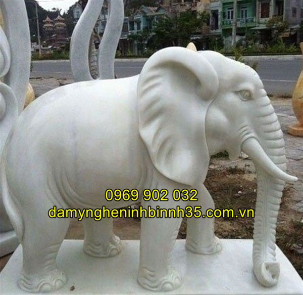 tượng voi đá