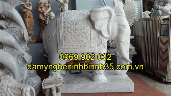 tượng voi đá