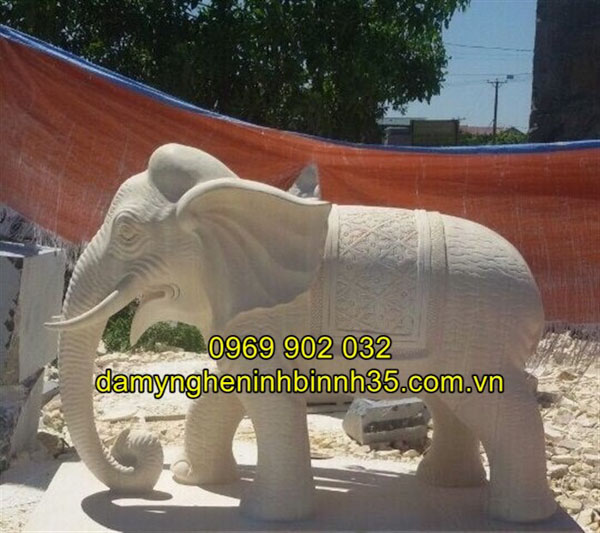 tượng voi đá