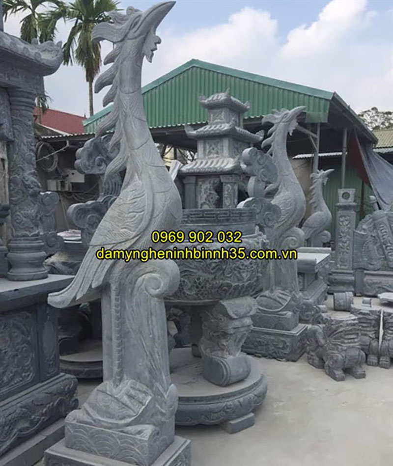 Mẫu tượng hạc đá